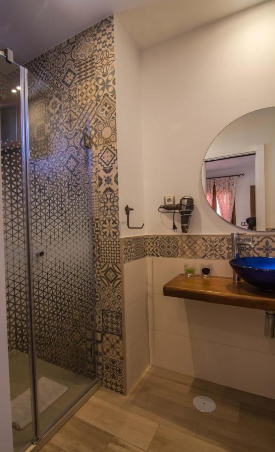 Hostal Casa Arco Iris 로스 카뇨스 데 메카 외부 사진