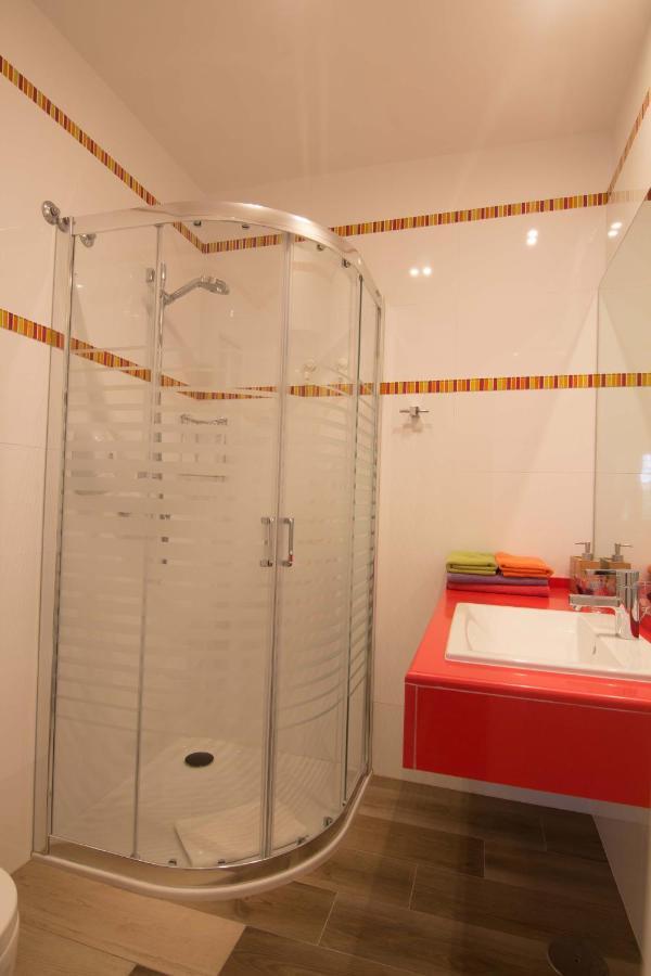 Hostal Casa Arco Iris 로스 카뇨스 데 메카 외부 사진