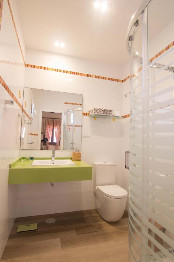 Hostal Casa Arco Iris 로스 카뇨스 데 메카 외부 사진