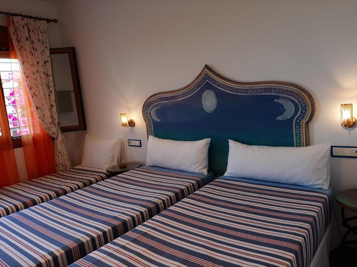 Hostal Casa Arco Iris 로스 카뇨스 데 메카 외부 사진